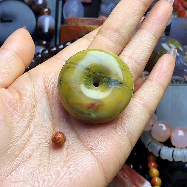 沧***渊硅化玉未镶嵌吊坠(不含链)精品树化玉平安扣
