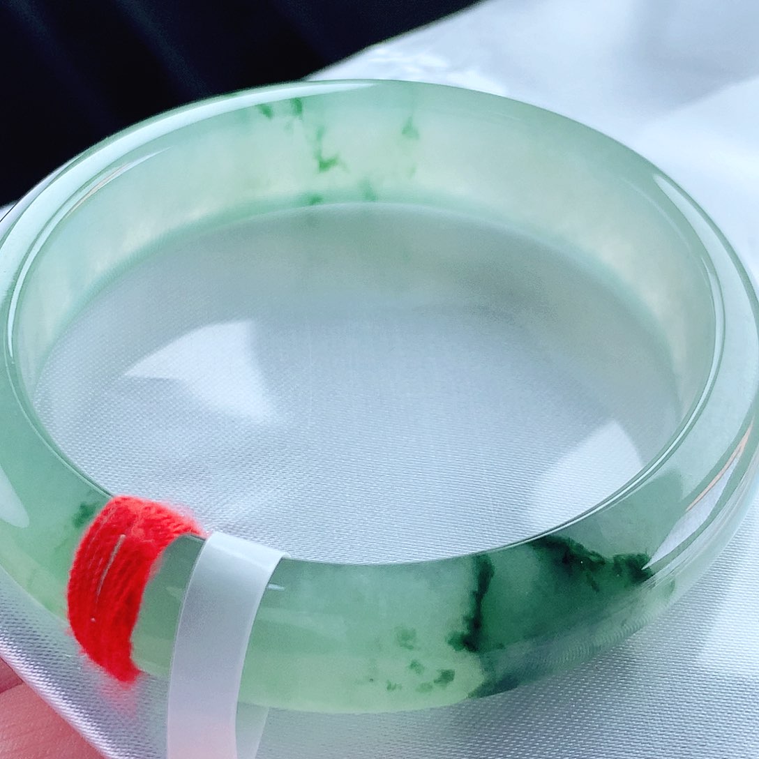 未镶嵌手镯（贵妃镯）翡翠56贵妃