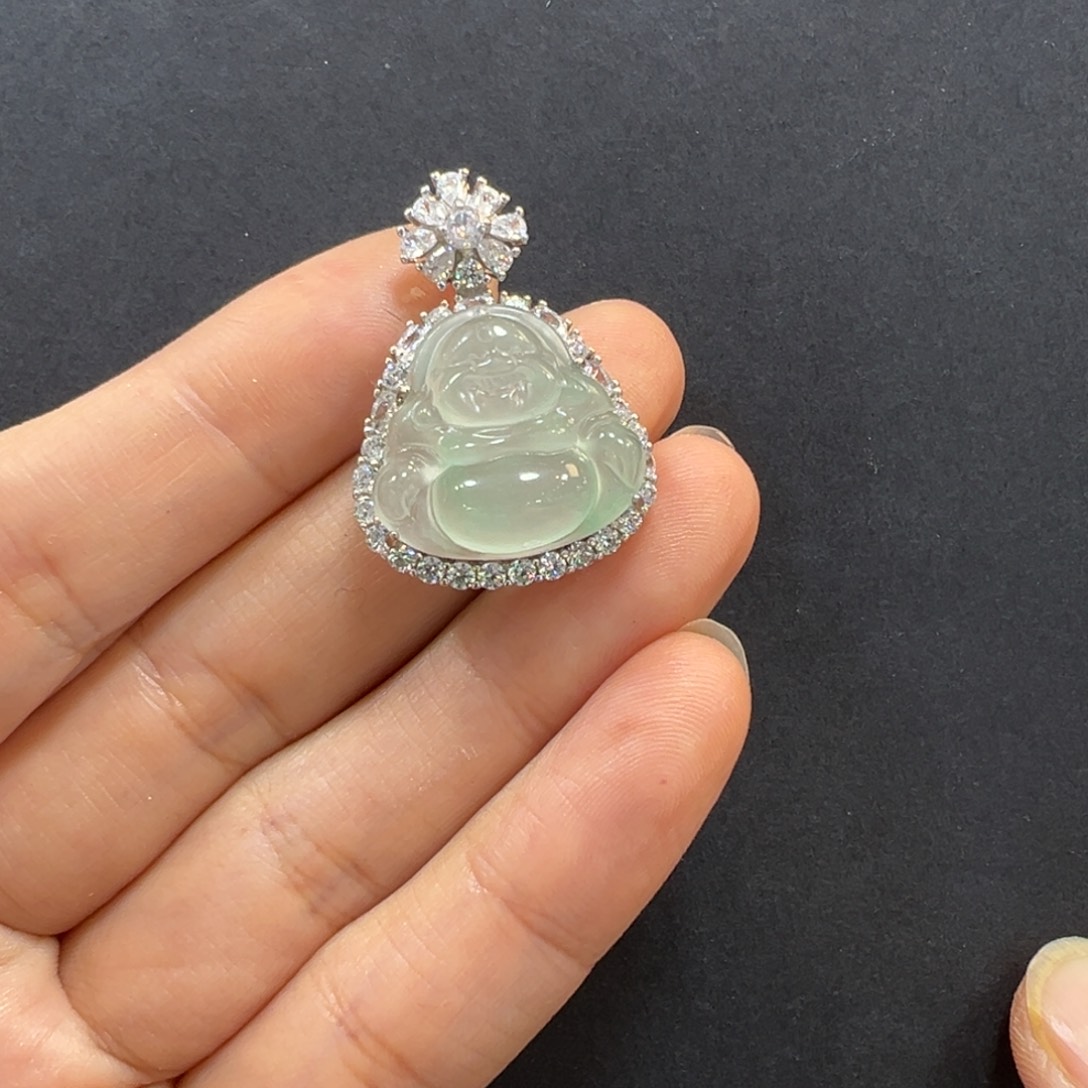 爱***差石英质玉银S925镶嵌颈饰