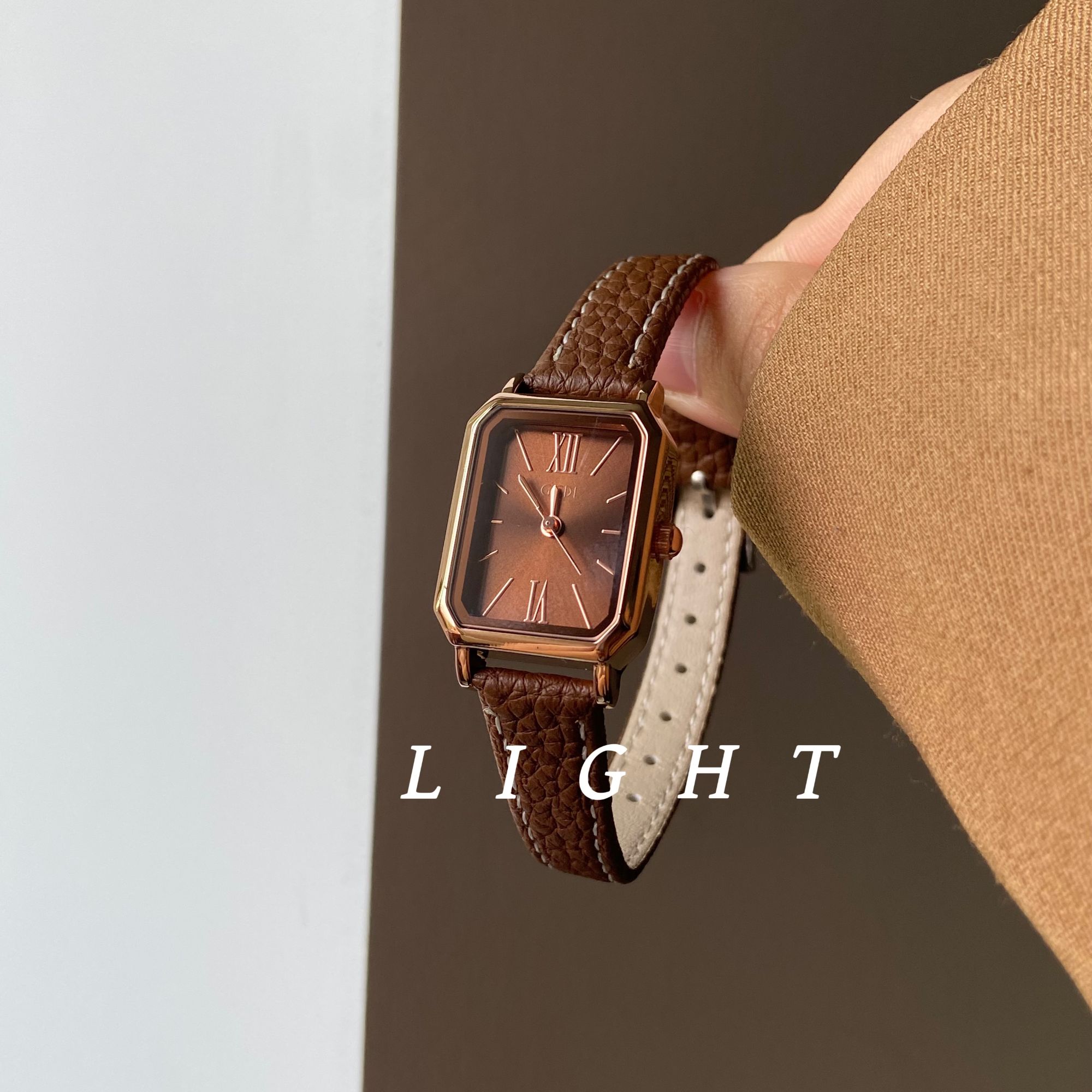 LIGHT 《极简咖啡》百搭显白石英女表