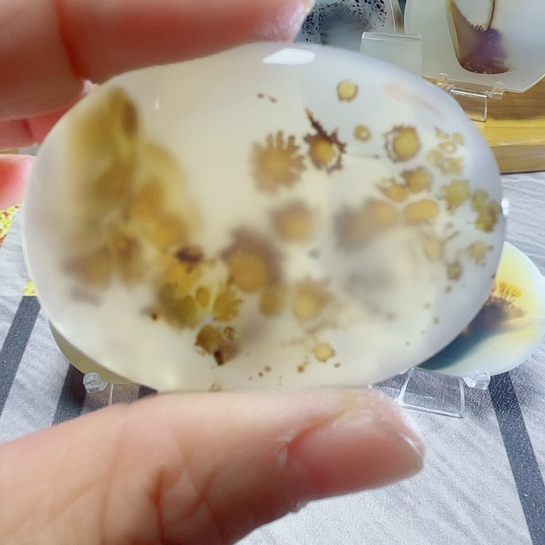 玛瑙/玉髓颈饰合金