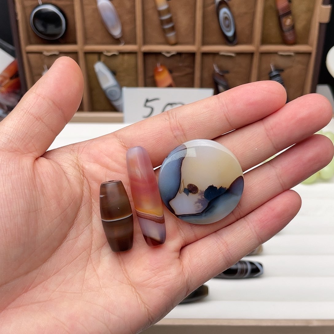 玛瑙/玉髓颈饰合金佳*