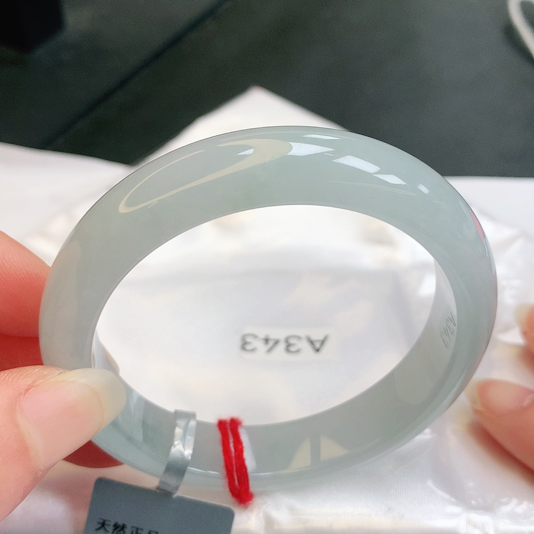 【闪购商品】翡翠手镯未镶嵌缅甸天然a货翡翠