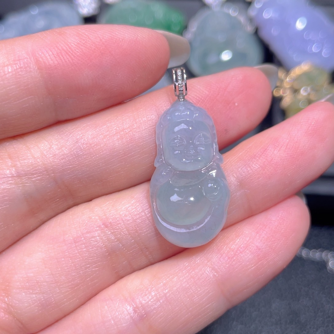 颈饰18K金镶嵌翡翠翡翠