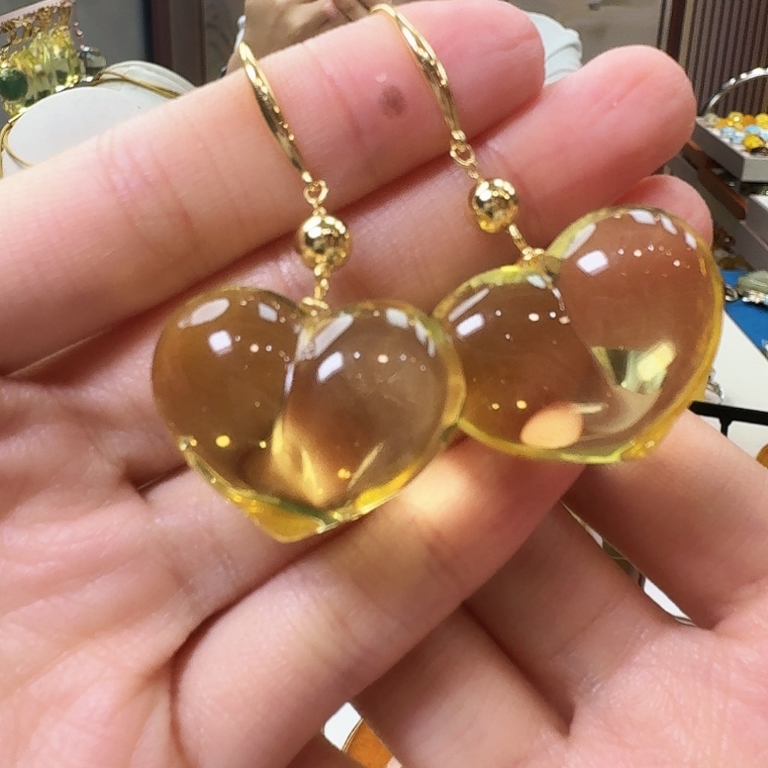 琥珀未镶嵌颈饰耳坠