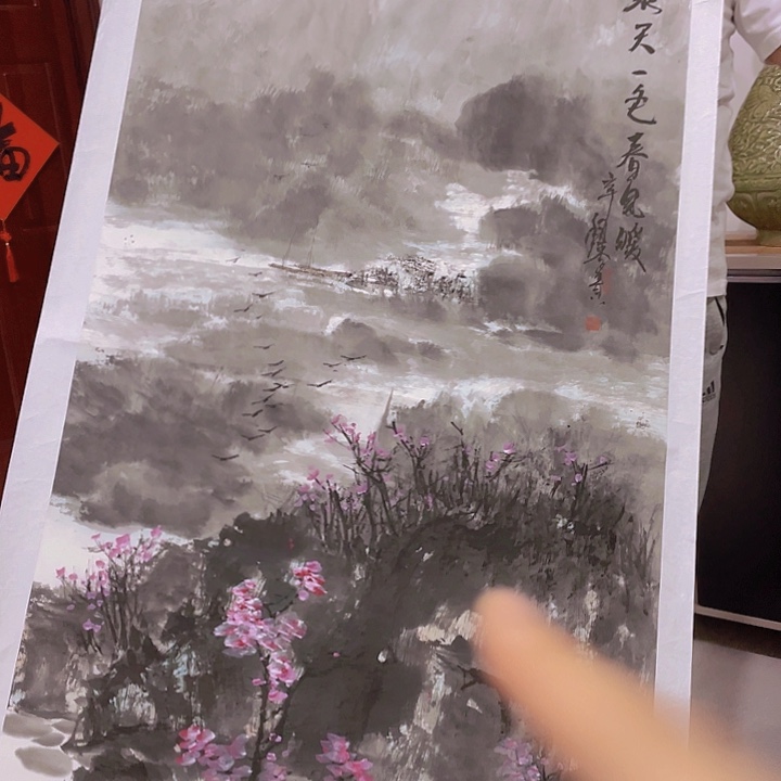 国画宋庄的一位朋友在家中