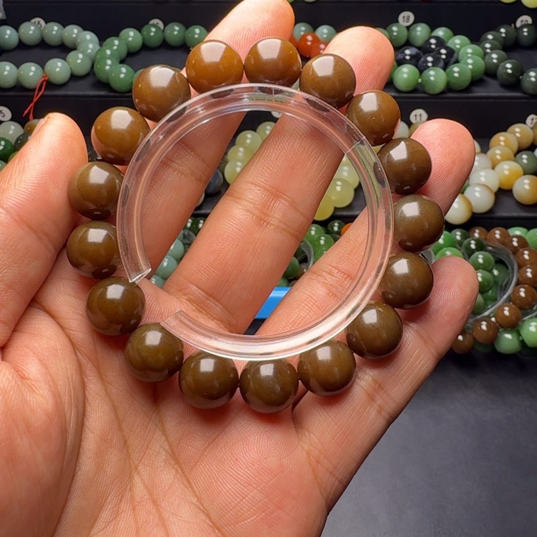 飞***鸟和田玉未镶嵌手串