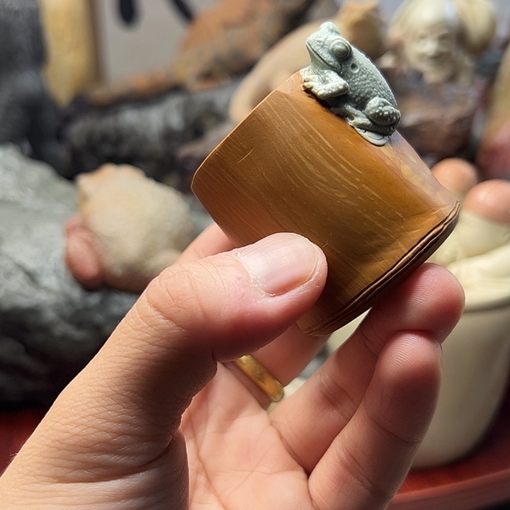 东北石松花石摆件