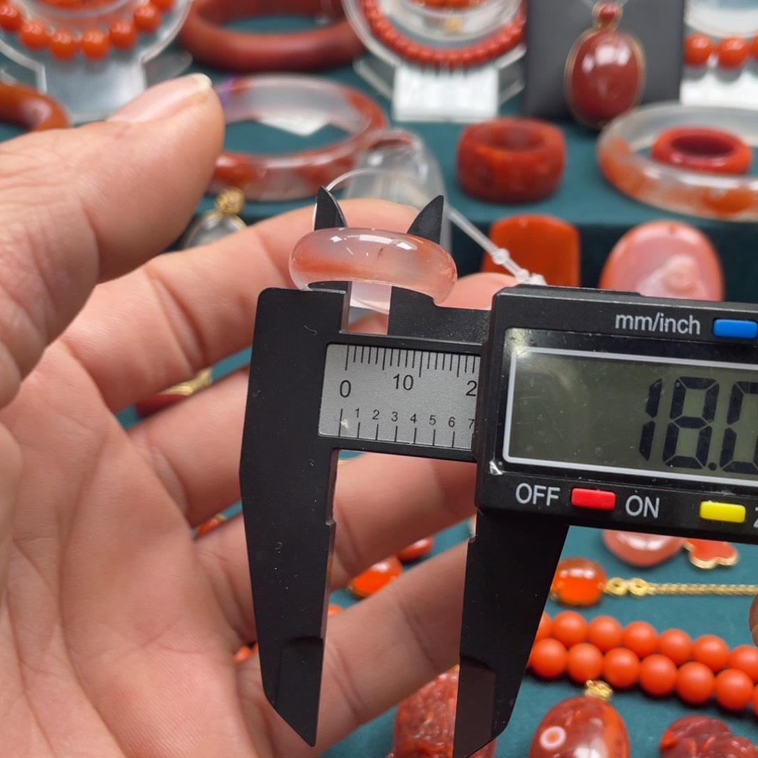 南红玛瑙川料冰飘南红戒圈18mm未镶嵌