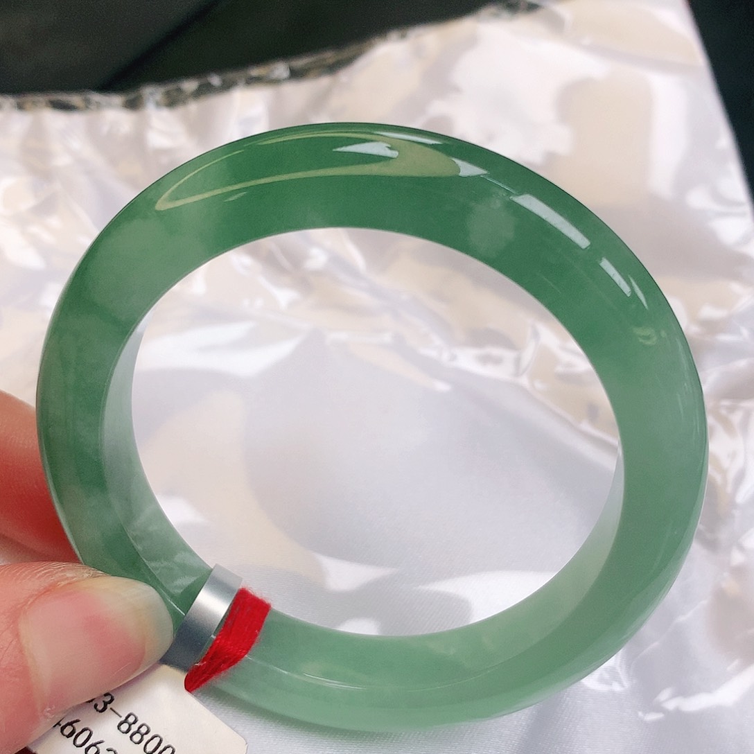 【闪购商品】翡翠手镯未镶嵌缅甸天然a货翡翠