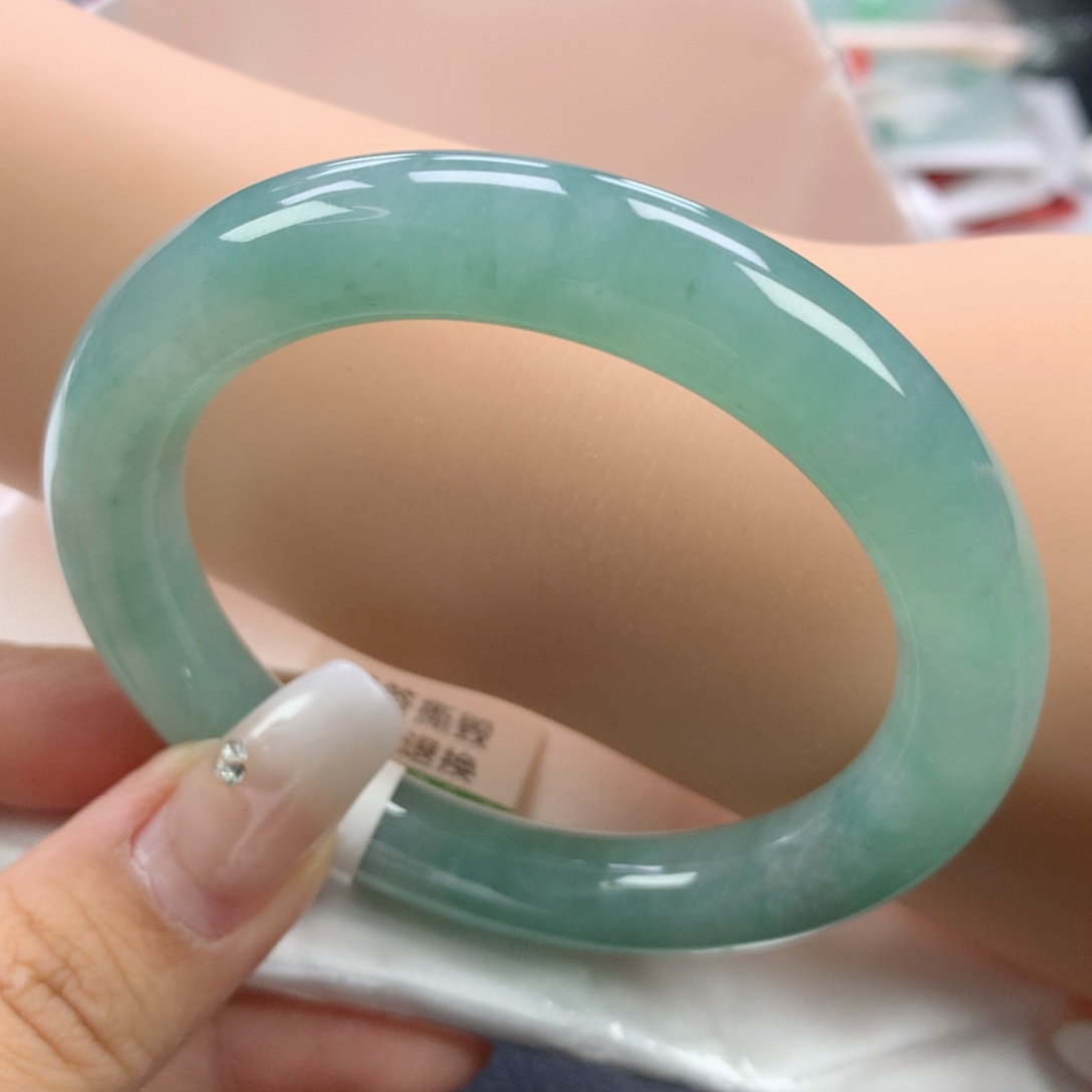 翡翠手镯未镶嵌56➕