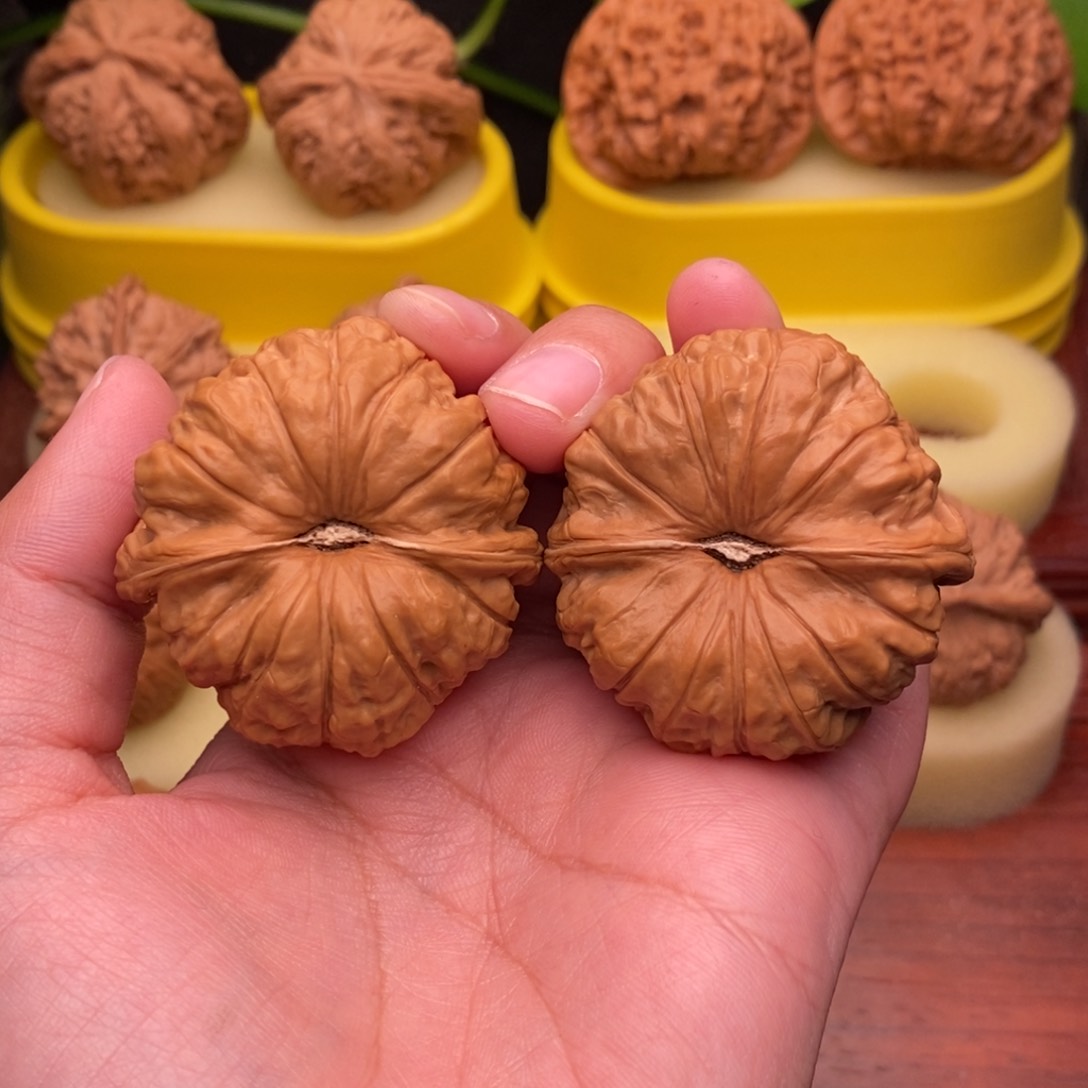 把件文玩核桃43“红皮”大南瓜