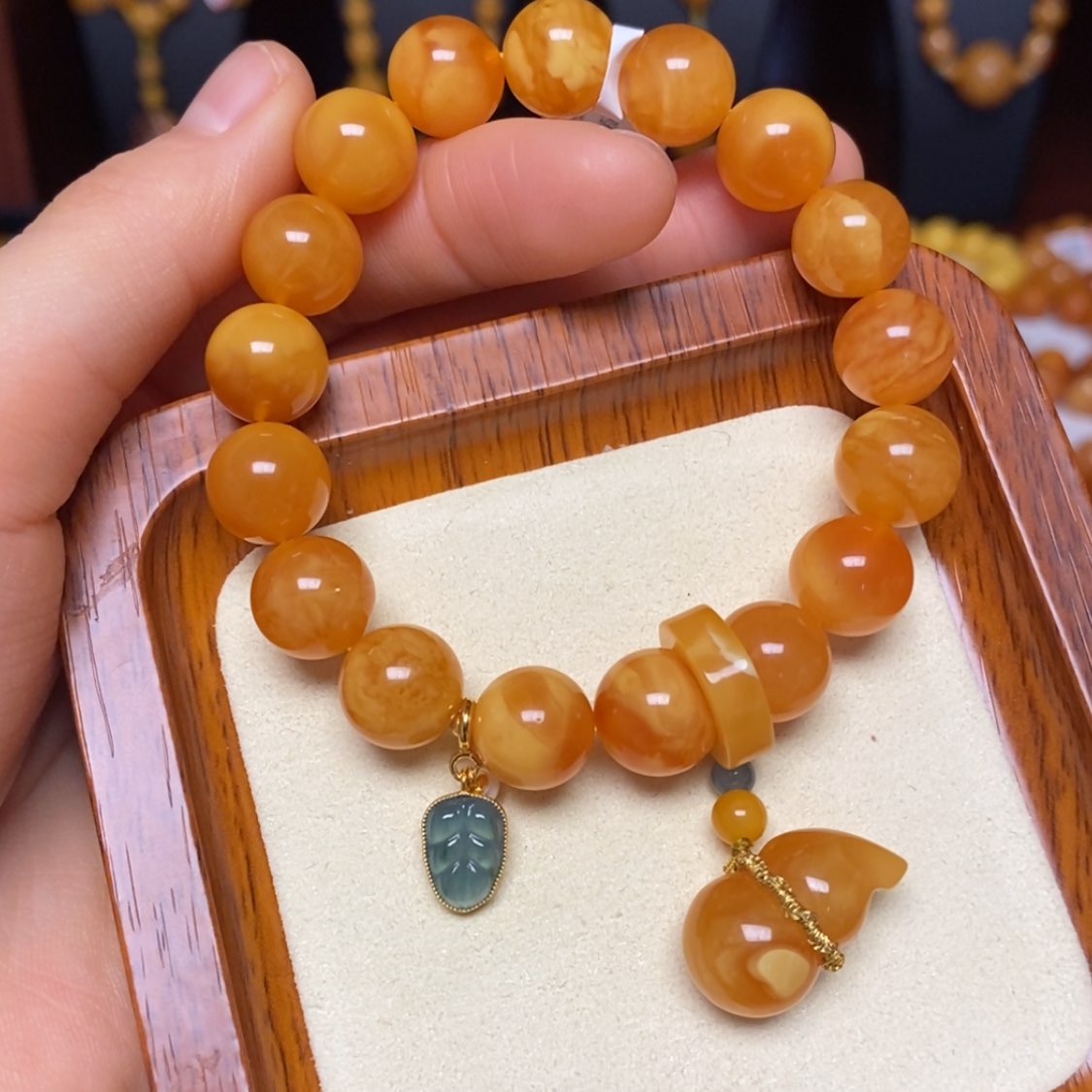 【闪购商品】蜜蜡手链未镶嵌手串