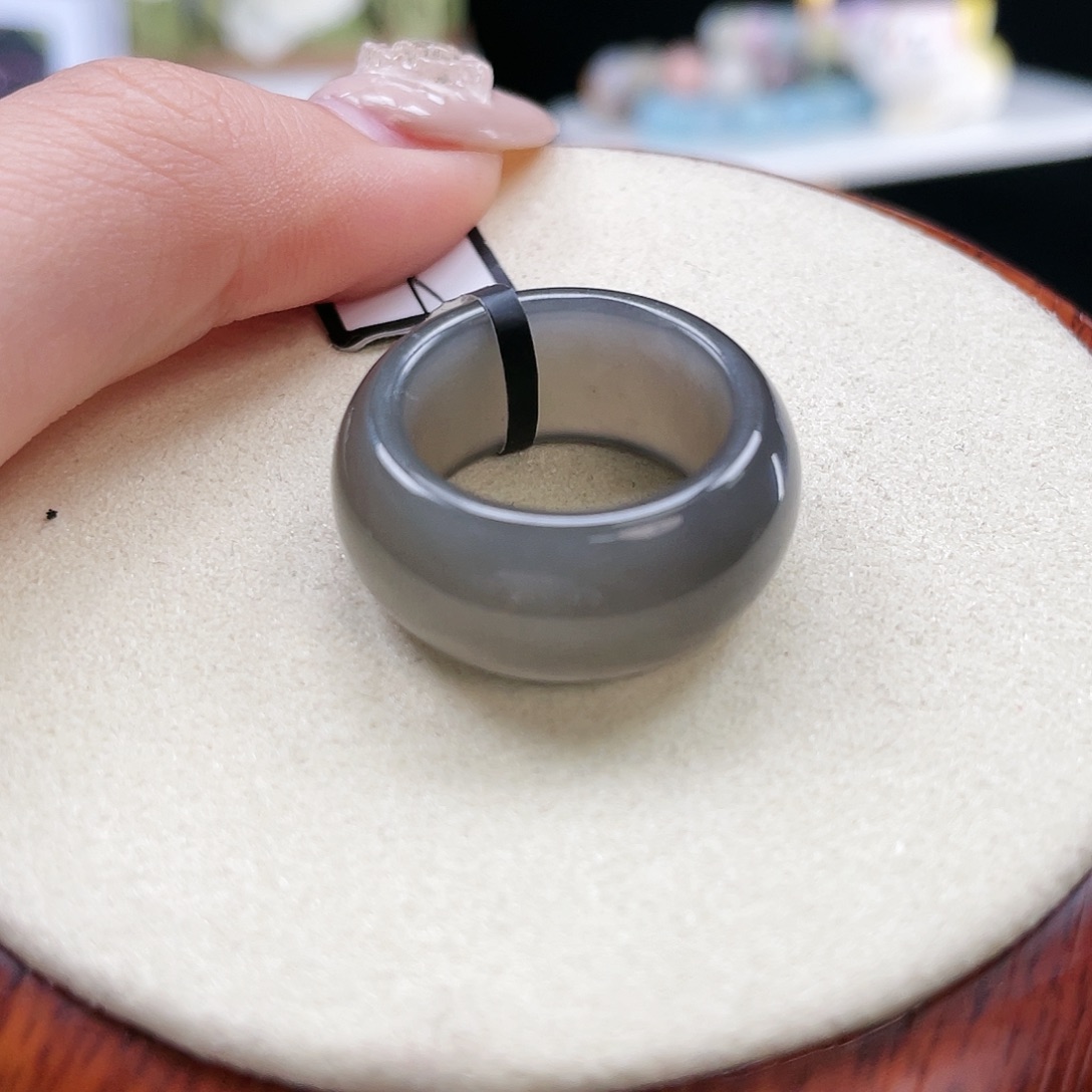 和田玉未镶嵌戒指P13烟灰轮胎17.3不退换