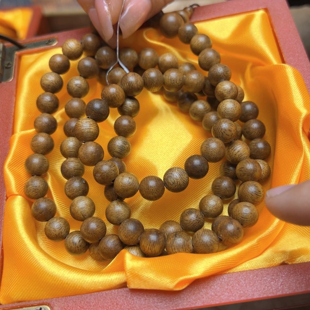 大叶紫檀（黑酸枝木类）