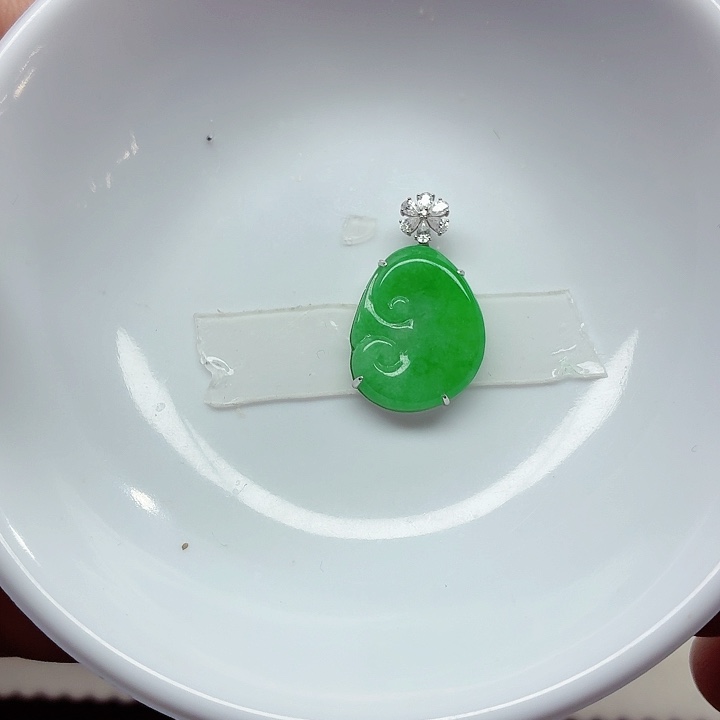 翡翠18K金镶嵌手链天然缅甸翡翠A货