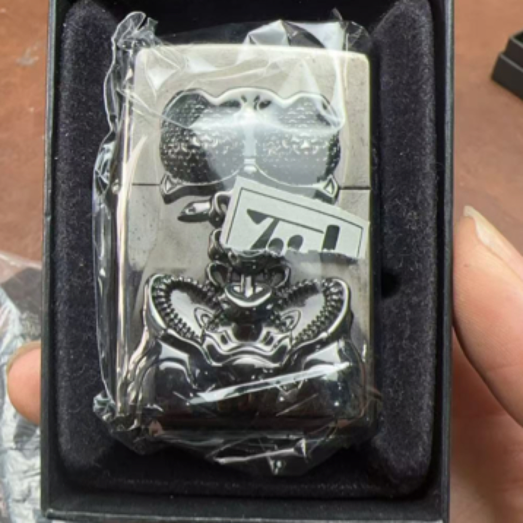 zippo打火机机甲女战士