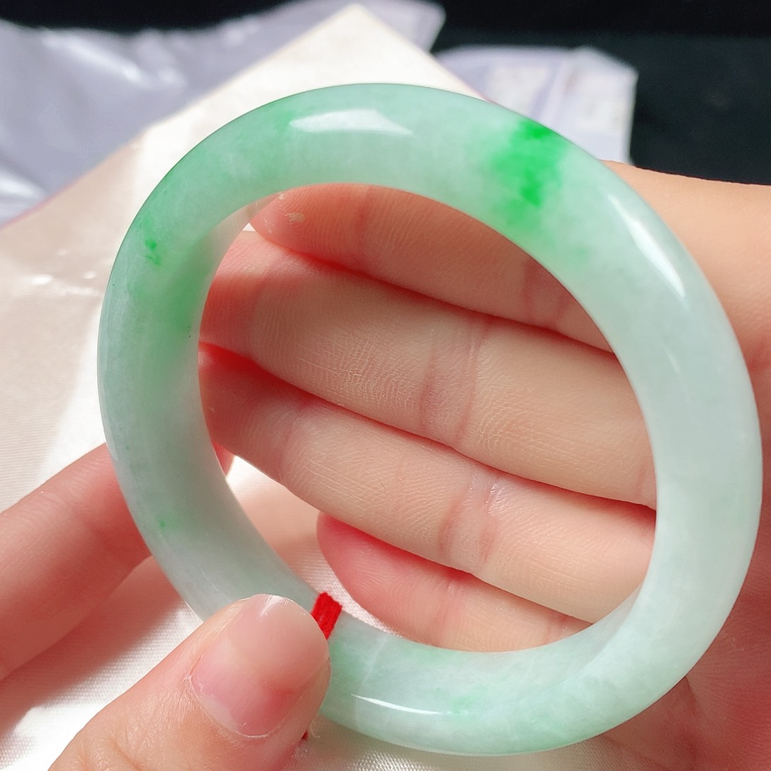翡翠手镯未镶嵌57圈2542