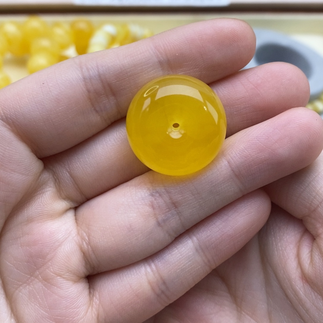 琥珀裸石未镶嵌小*酱21.8✖️13.8扣子墩