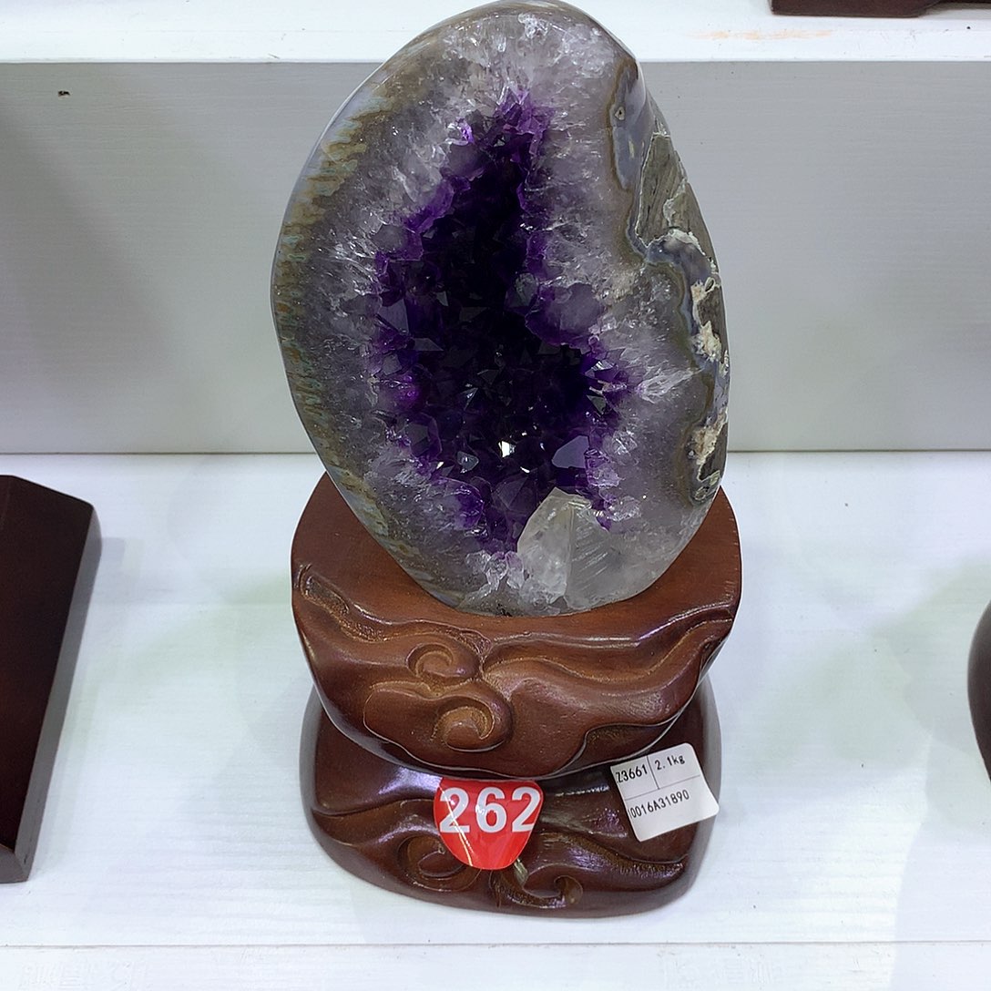 紫晶大型摆件（非配饰）未镶嵌