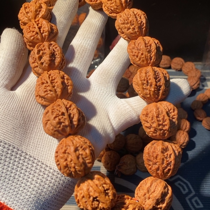 文玩核桃手串……87