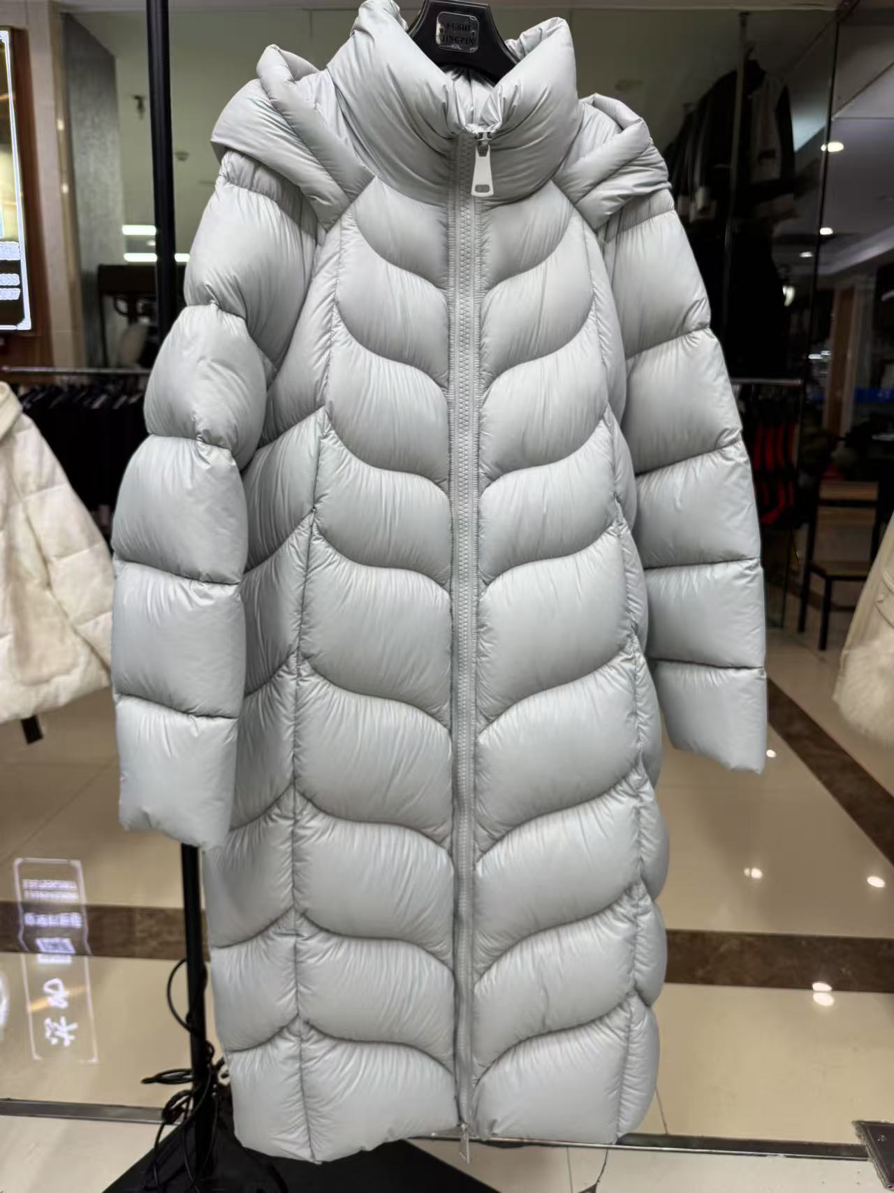 95云朵泡芙鹅绒服女士18D超轻面料冬季轻薄086羽绒服女