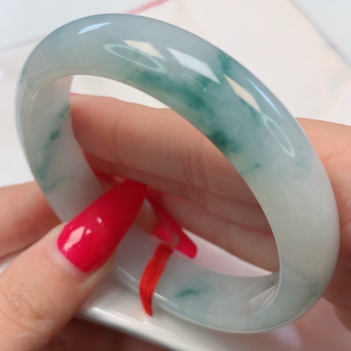 【闪购商品】翡翠手镯未镶嵌57+圈