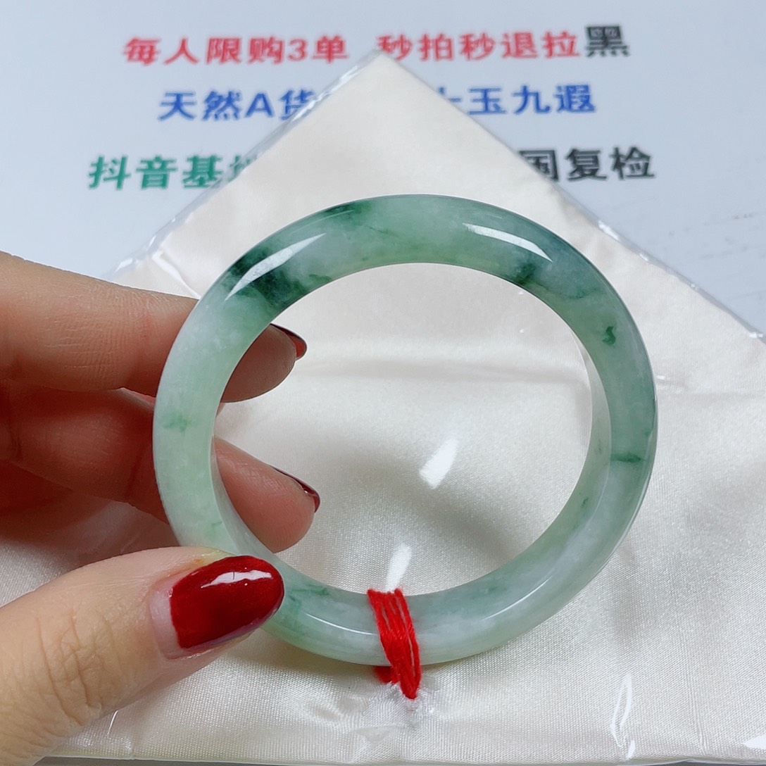 翡翠未镶嵌手镯圈口60.9宽13厚8:9