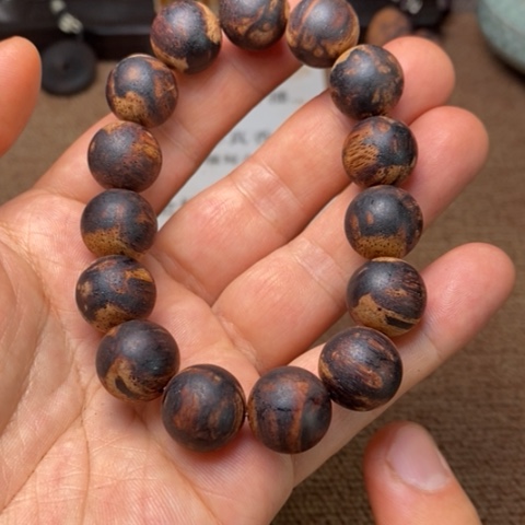 藤类A93降真香1.5圆珠紫棋黄金甲