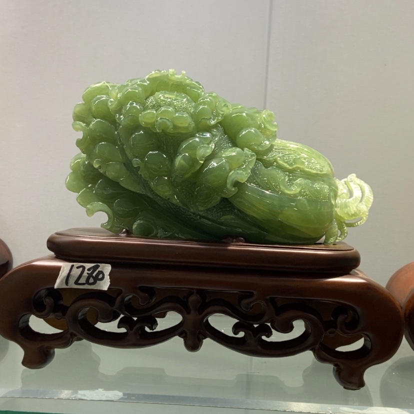 【闪购商品】蛇纹石玉（覆膜）珠宝奇石未镶嵌