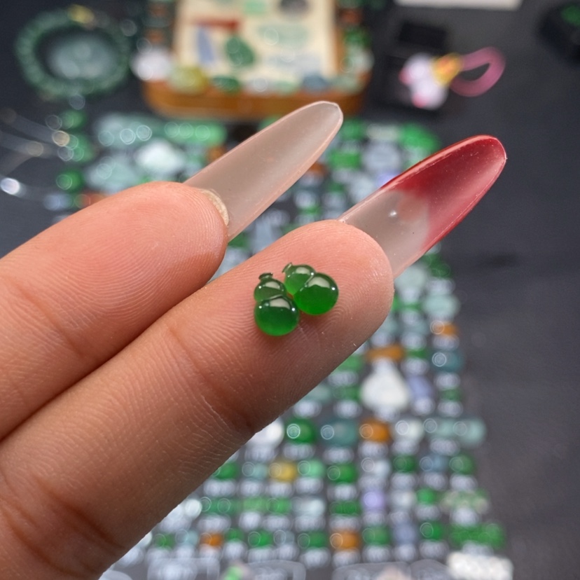 【闪购商品】翡翠挂件未镶嵌葫芦