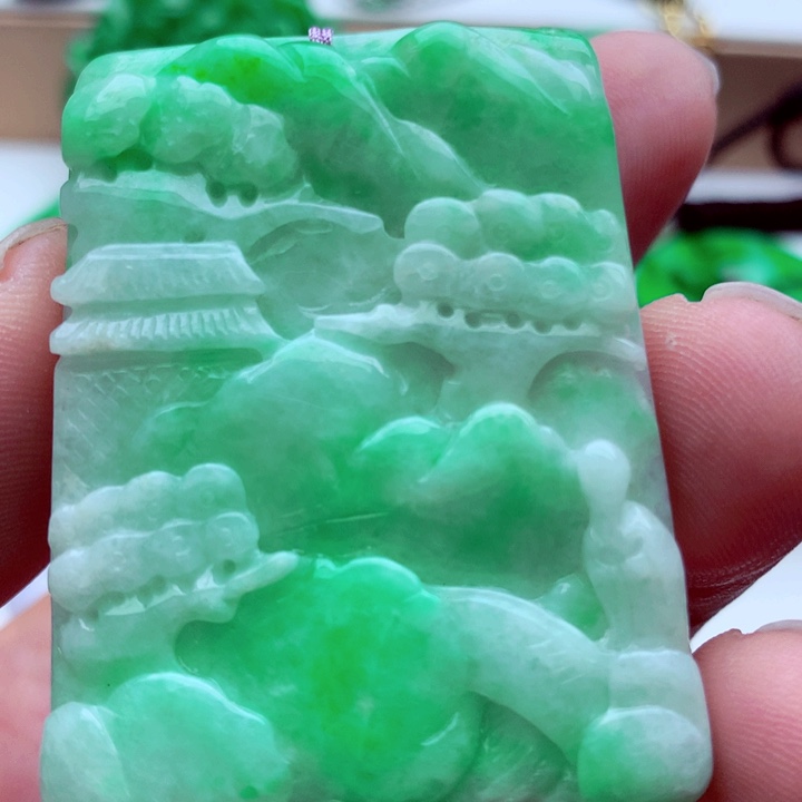 翡翠未镶嵌吊坠(不含链)
