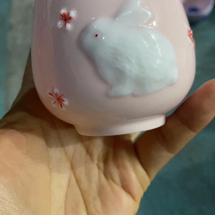 摆件陶红稀土雕刻兔子杯