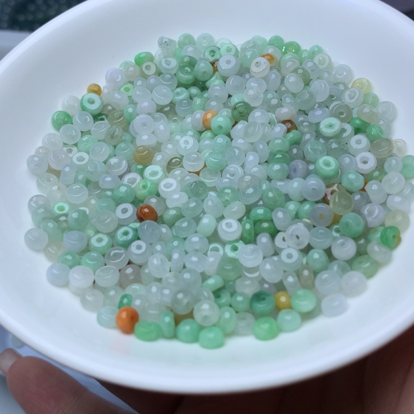 【闪购商品】未镶嵌手链翡翠卡2.5乘4.3冰算盘60颗