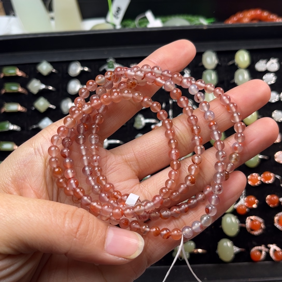 南红玛瑙未镶嵌珠宝奇石4.8左右