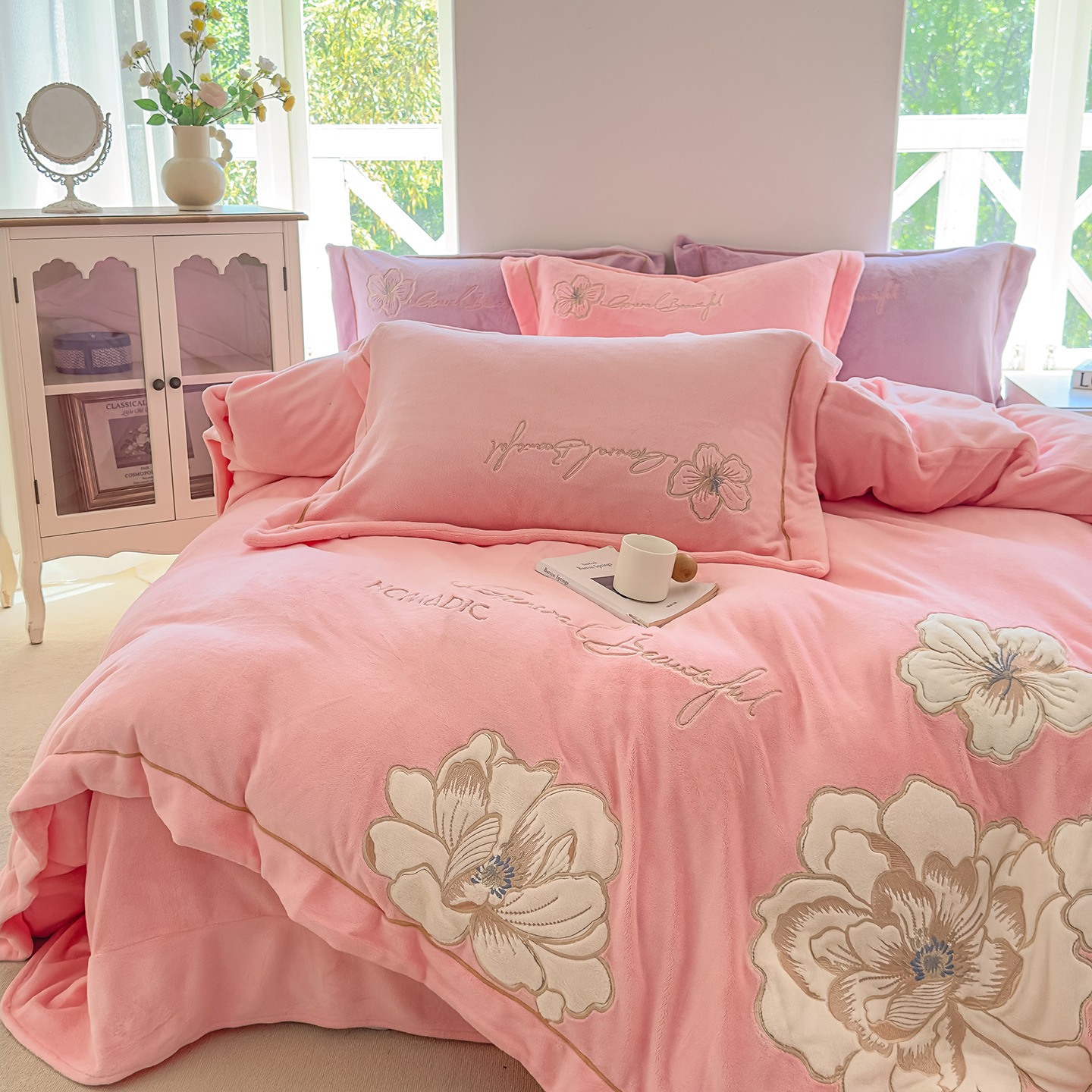 【戴安娜--粉色】高克重母婴级加厚贴布绣牛奶绒四件套