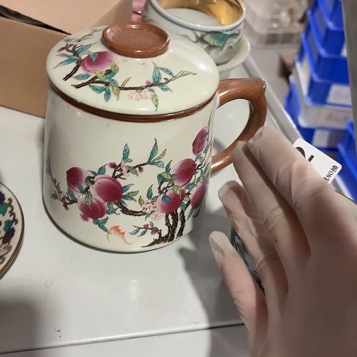 茶具微暇，介意勿拍