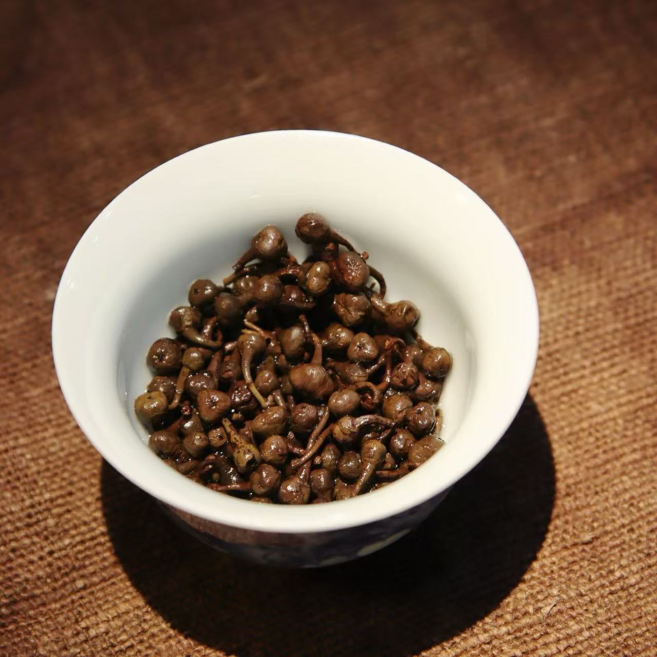 2015年福鼎白茶奶香茶果