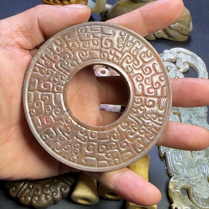 和田玉挂件未镶嵌无**想