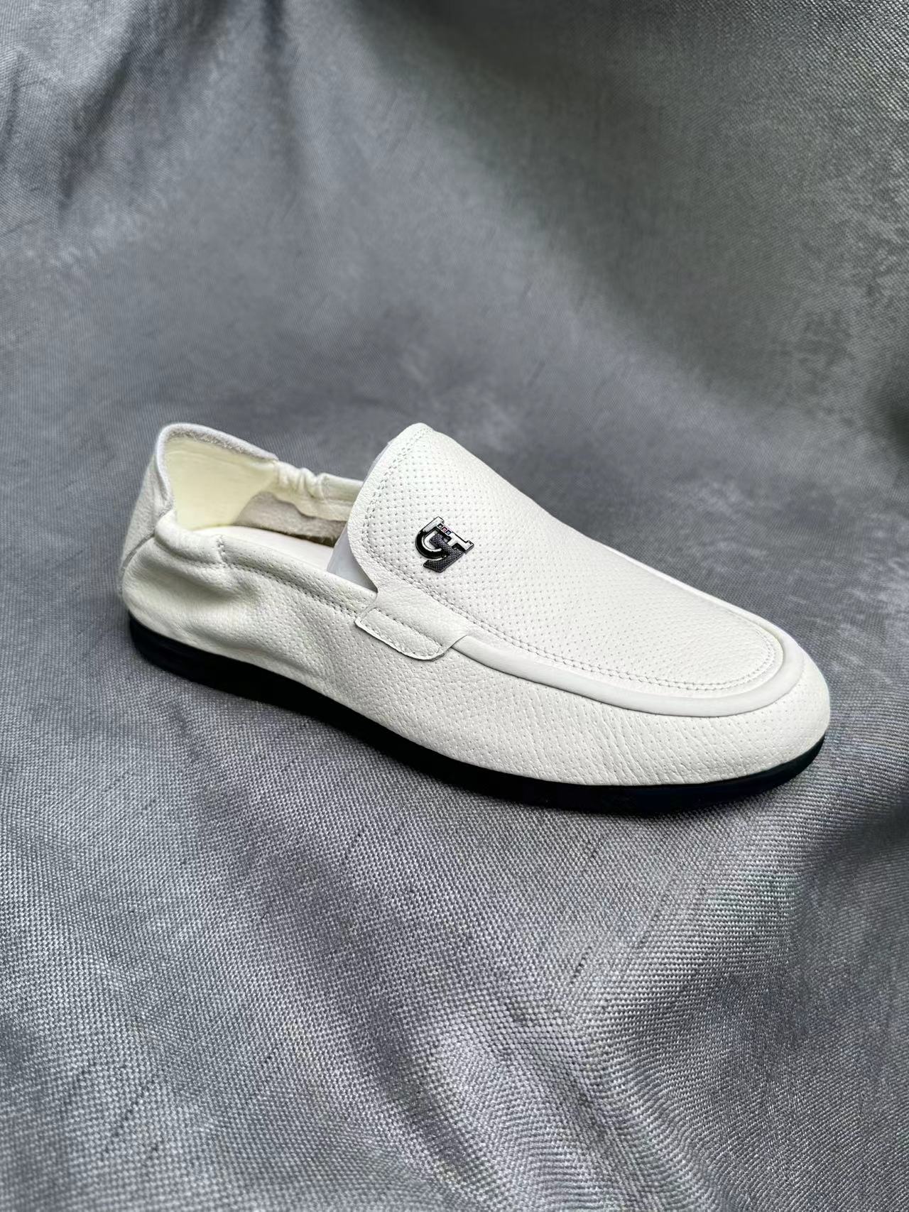 透气休闲一脚蹬豆豆鞋休闲皮鞋春季潮流白色小白鞋夏季