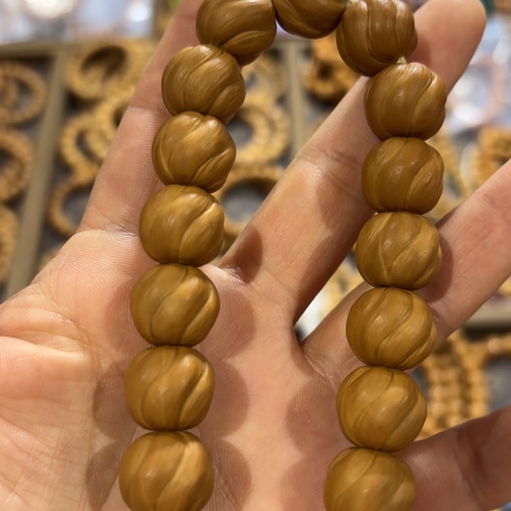 吊坠紫金鼠卷卷苏猴头手串全品