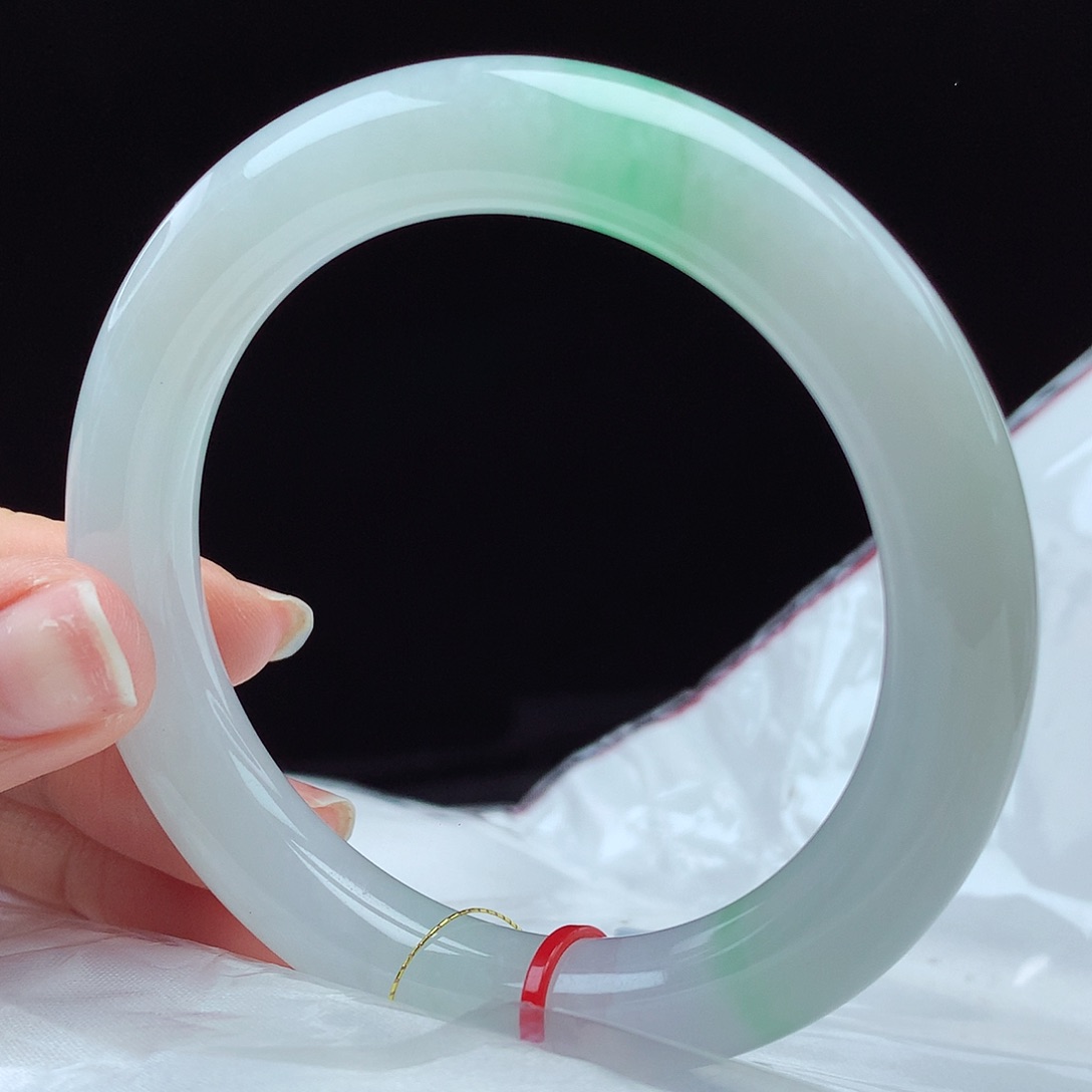 翡翠手镯未镶嵌54圆条8309