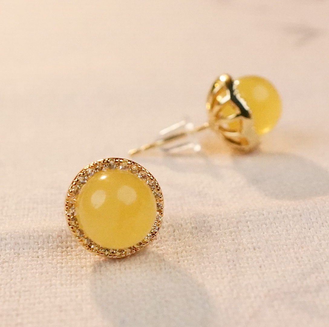 【亿景珠宝】8+天然蜜蜡耳钉气质款百搭复古经典时尚大气JD0QD050