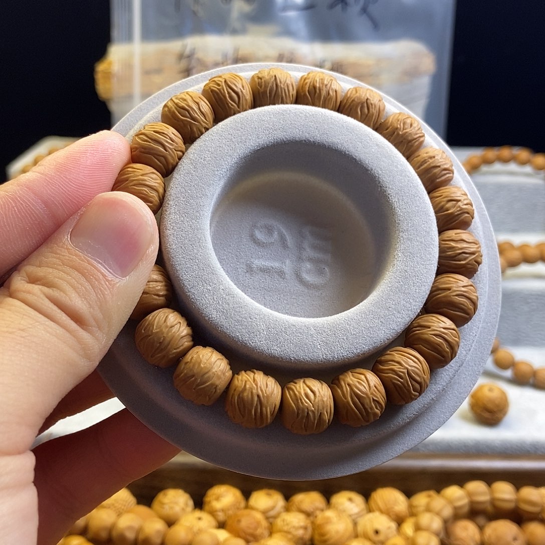 吊坠猴头核桃破茧福利款
