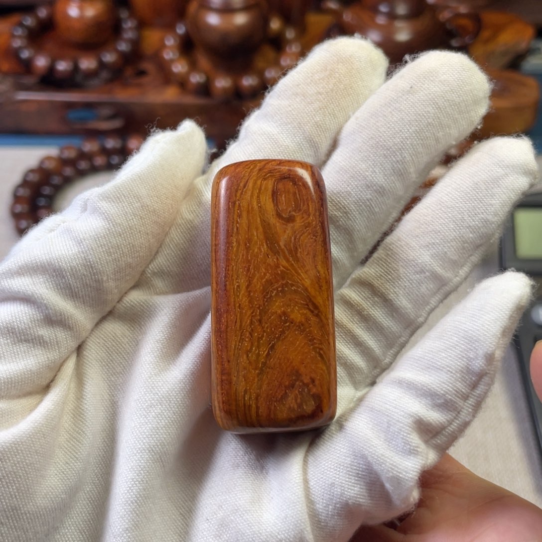 黄花梨/降香黄檀把件