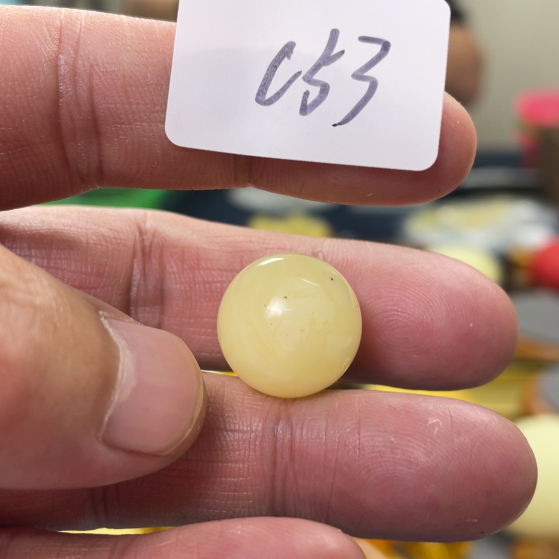 手链琥珀未镶嵌多样性发，发其中一件