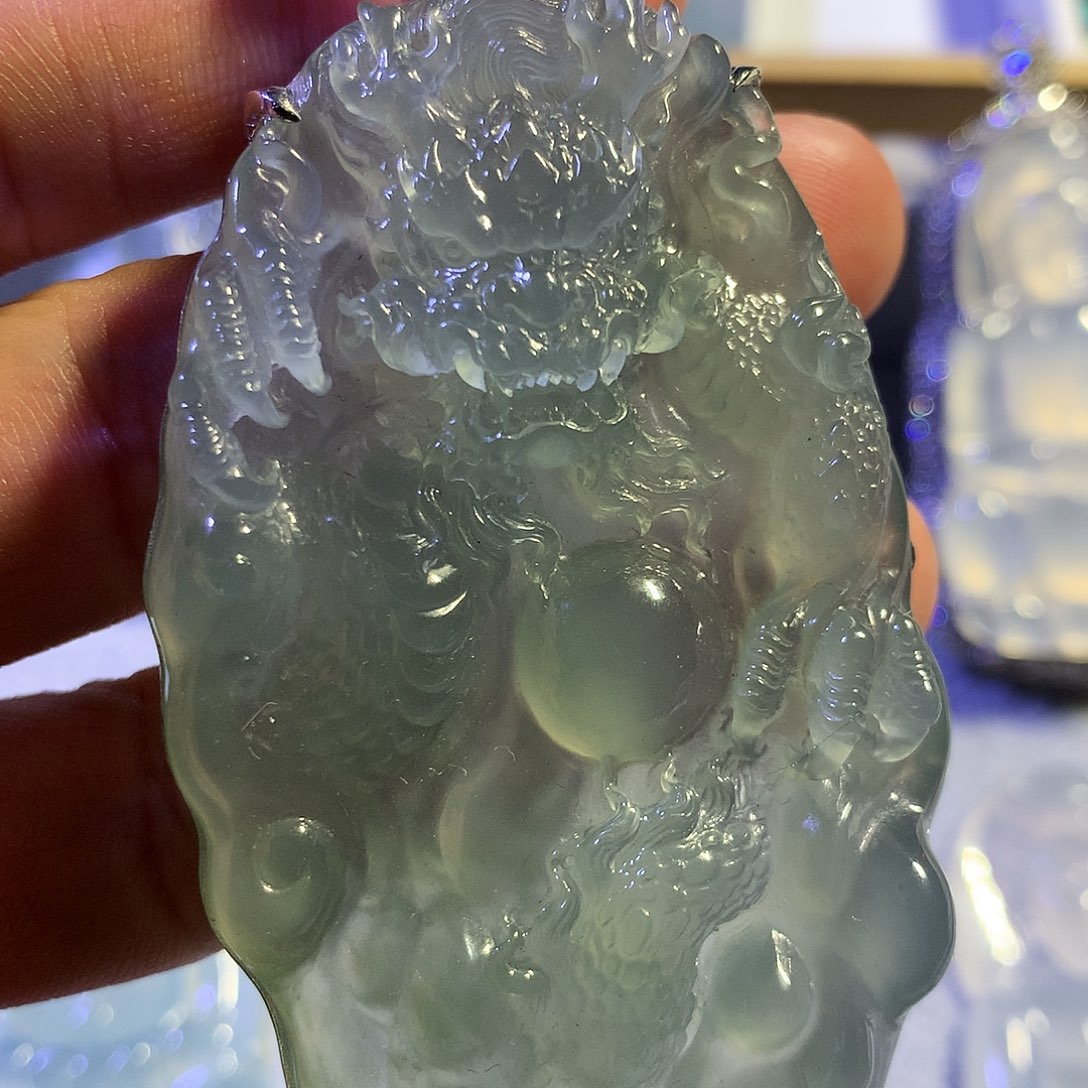 定制翡翠未镶嵌翡翠