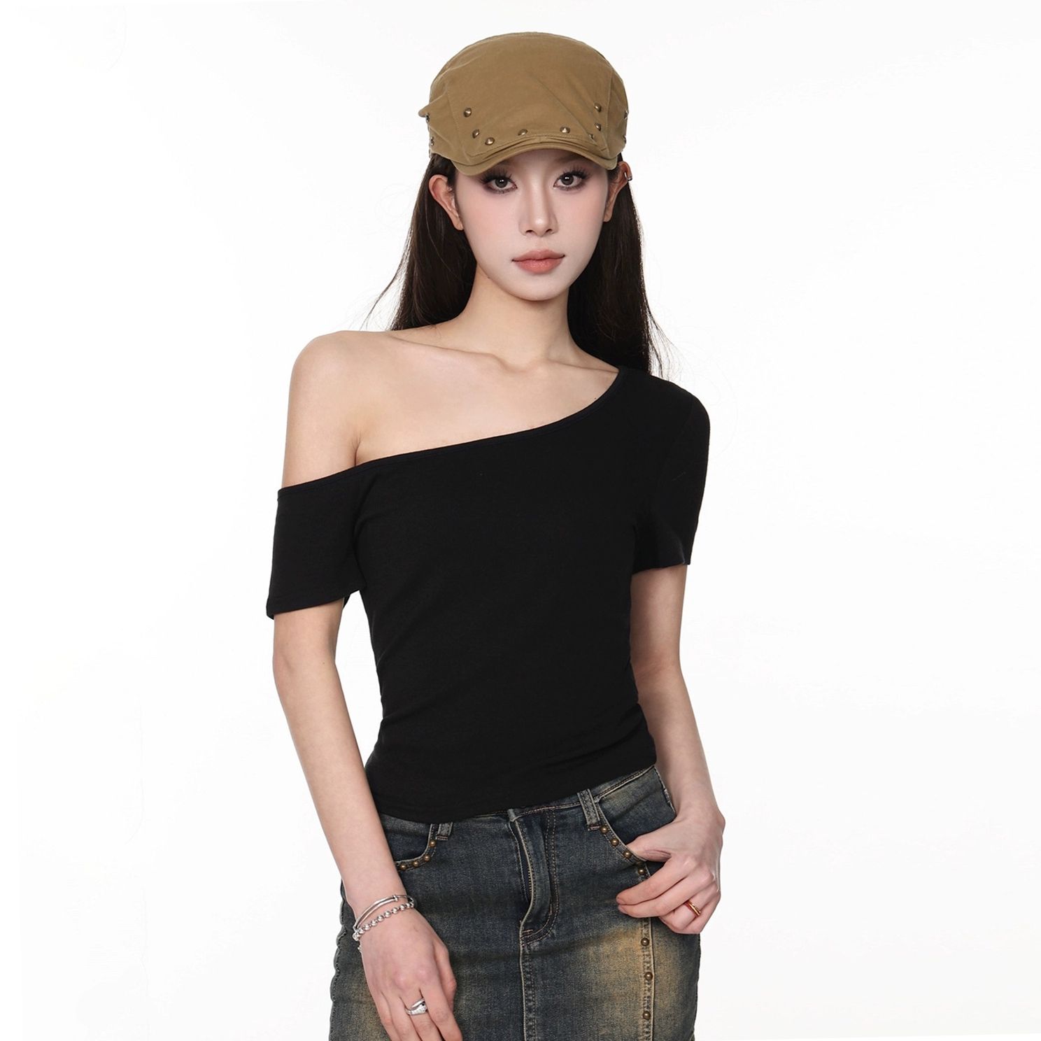 美式复古辣妹短袖斜肩T恤女夏季设计感纯色修身显瘦百搭短款上衣