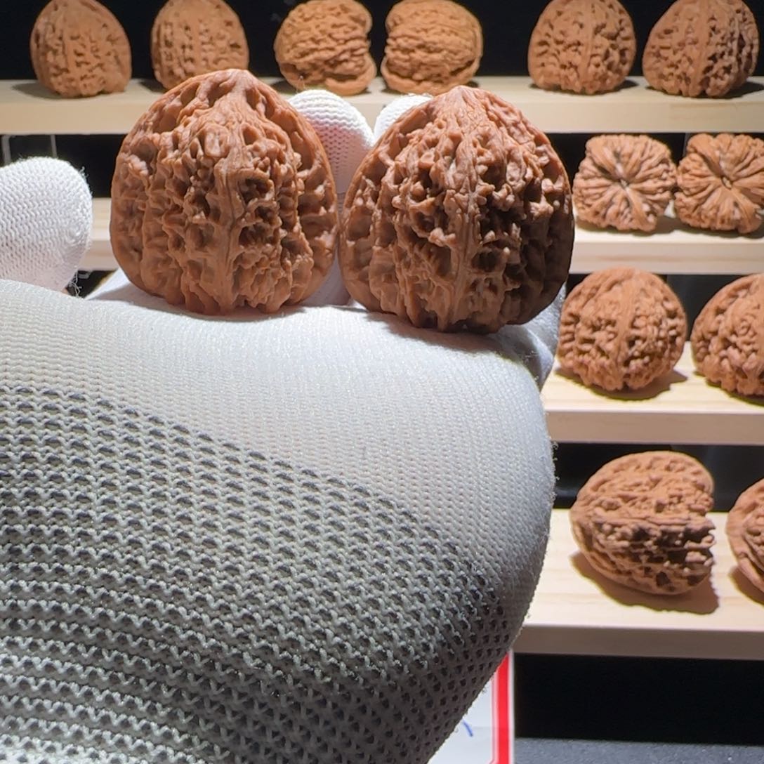 文玩核桃吊坠42三角