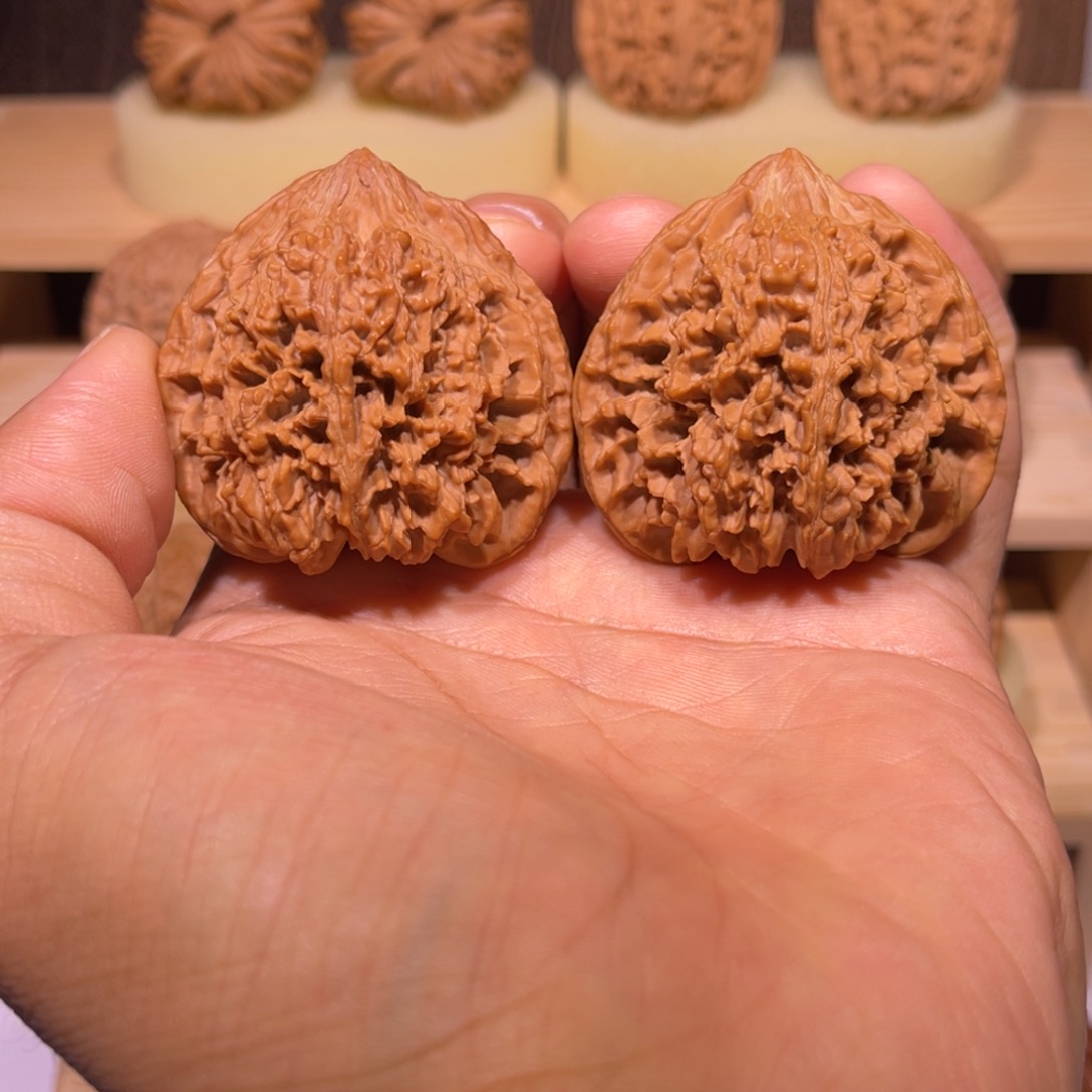 桃核吊坠46全品满天星